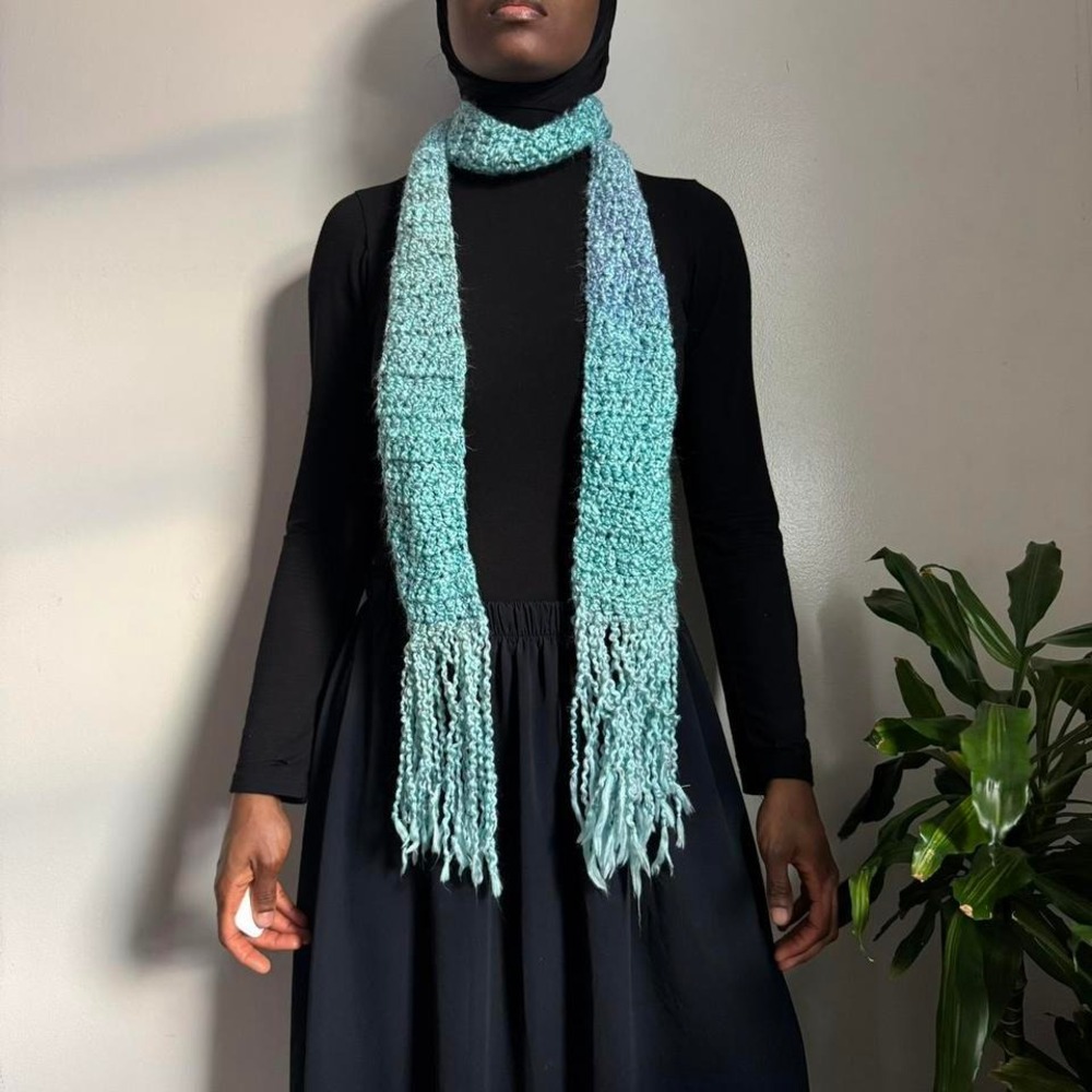 Seafoam Dreams Chunky Crochet Tassel Scarf‎